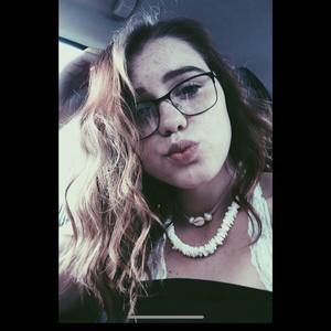 Meet your Posher, Catie